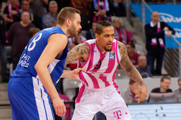 以他的年龄 以他的年龄