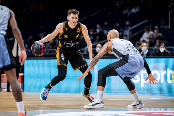 而非单纯依 而非单纯依