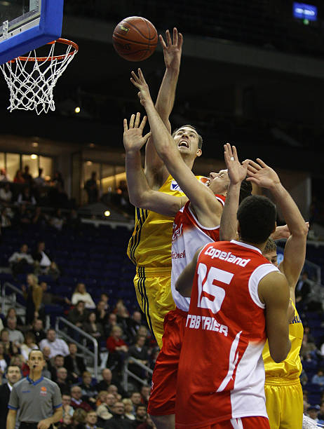 突破技术难 突破技术难